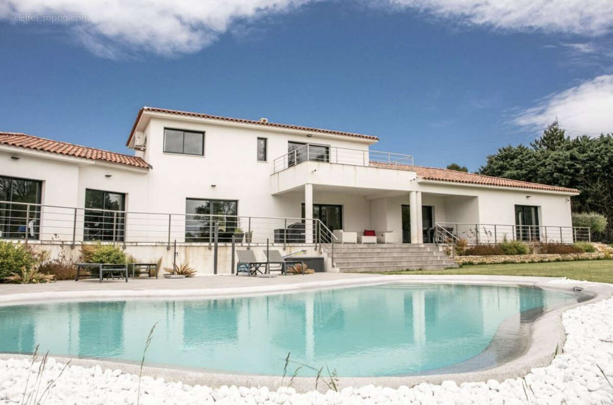 Maison 260m2 - Chateau-Gombert - photo 2