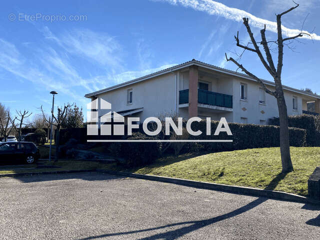 Appartement à PUJOLS