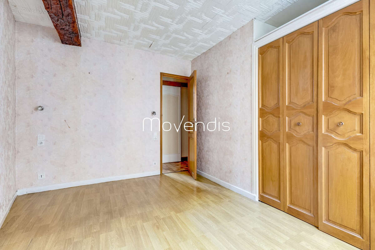 Appartement à SURESNES