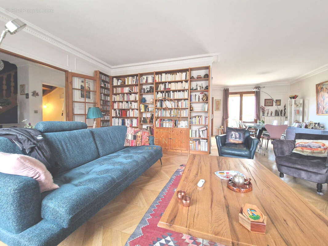 Maison à CHAMPIGNY-SUR-MARNE
