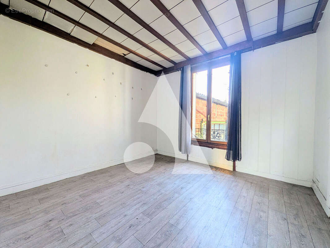 Maison à LA FRETTE-SUR-SEINE