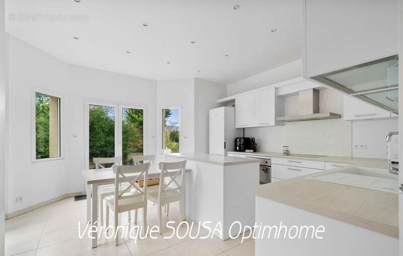 Maison à L'ETANG-LA-VILLE