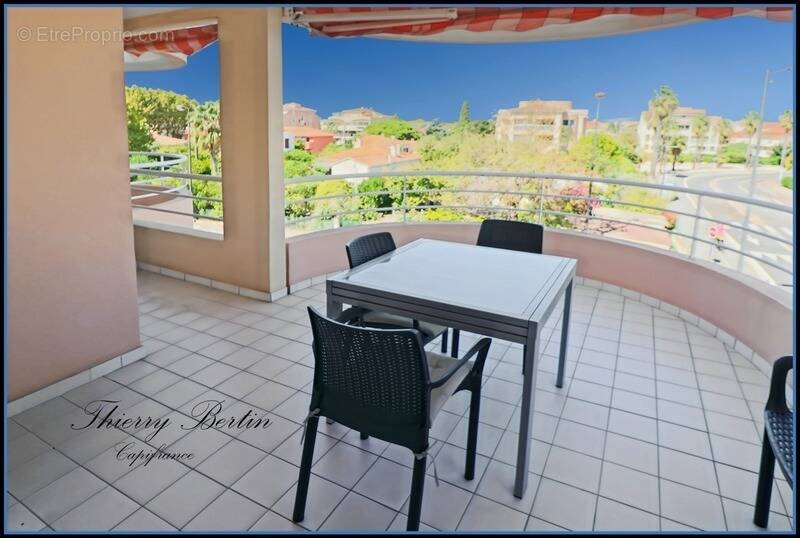 Appartement à FREJUS
