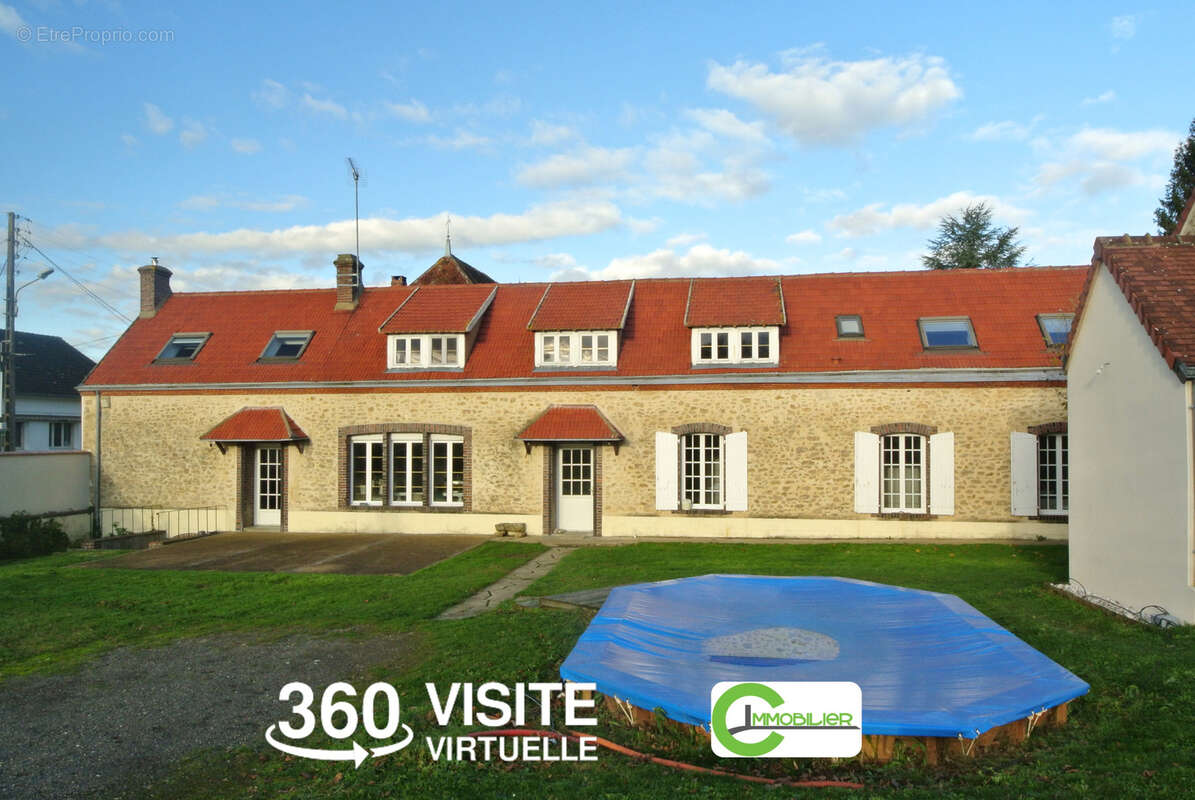 Maison à VIBRAYE