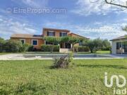 Photo 1 - Maison à ENTRAIGUES-SUR-LA-SORGUE