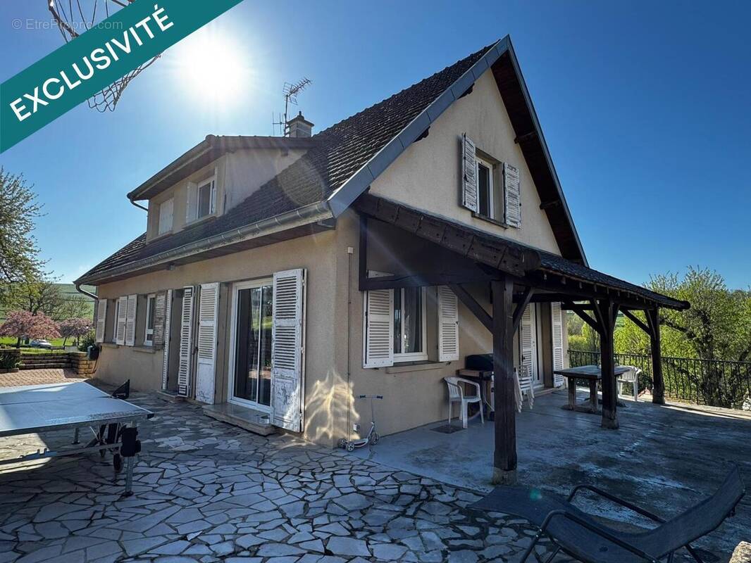 Photo 1 - Maison à CURGY