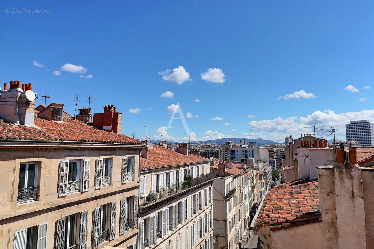 Appartement à MARSEILLE-6E
