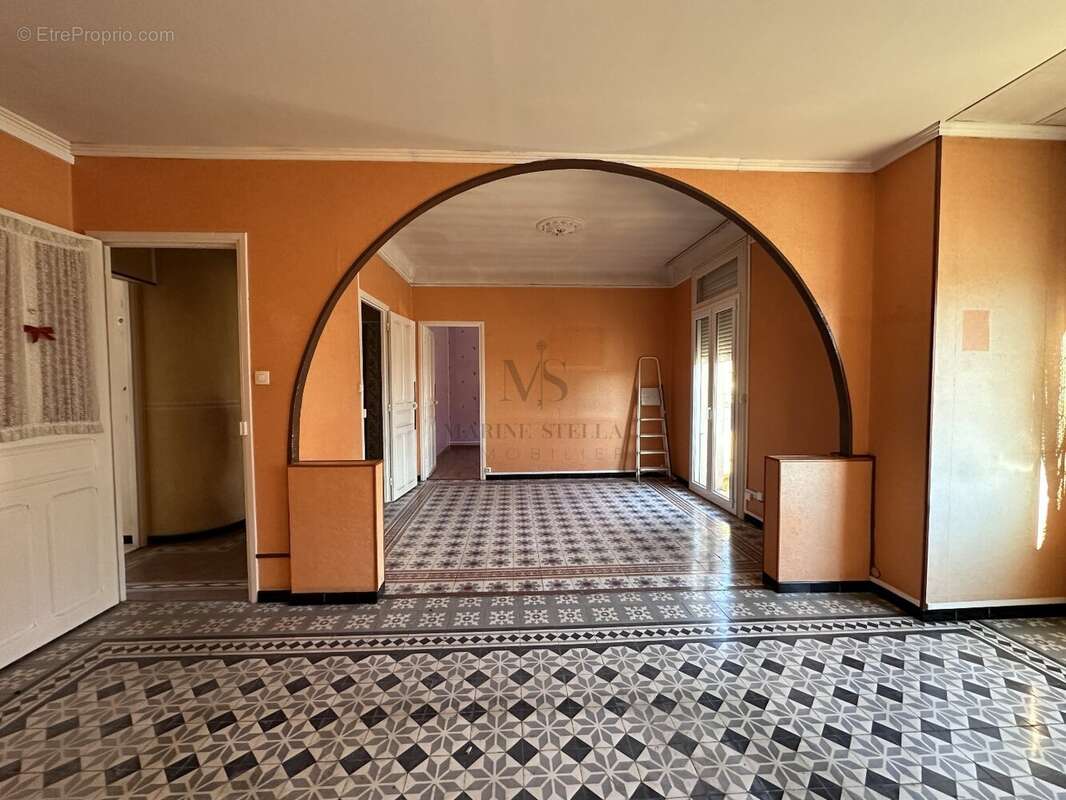 Appartement à BEZIERS