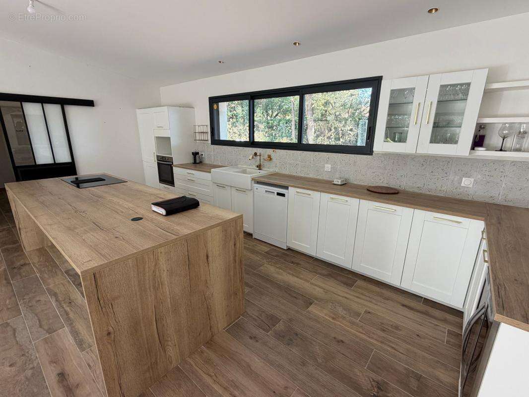 Aizenay (85)- calme absolu - villa contemporaine 2024 grand confort 4 chambres avec garage sur 783 m² - photo 7