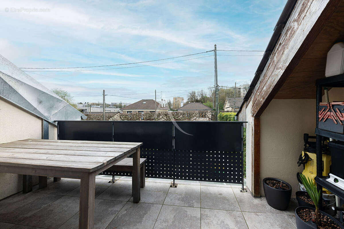 Appartement à GOURNAY-SUR-MARNE