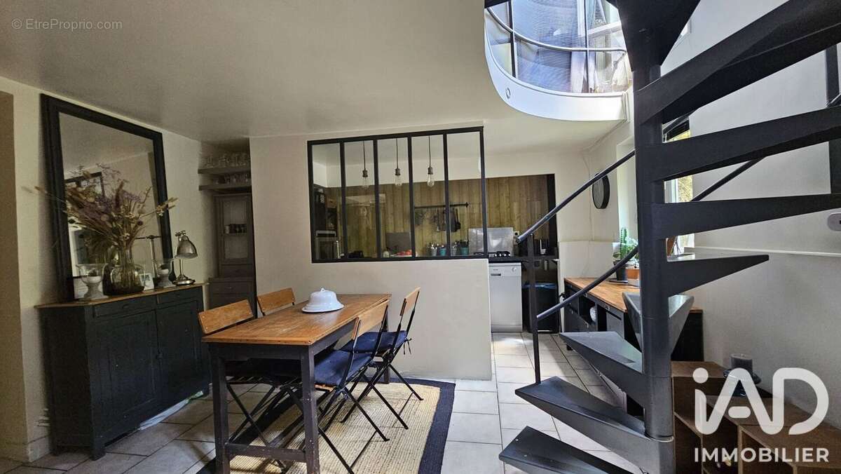 Photo 8 - Appartement à MAISONS-LAFFITTE
