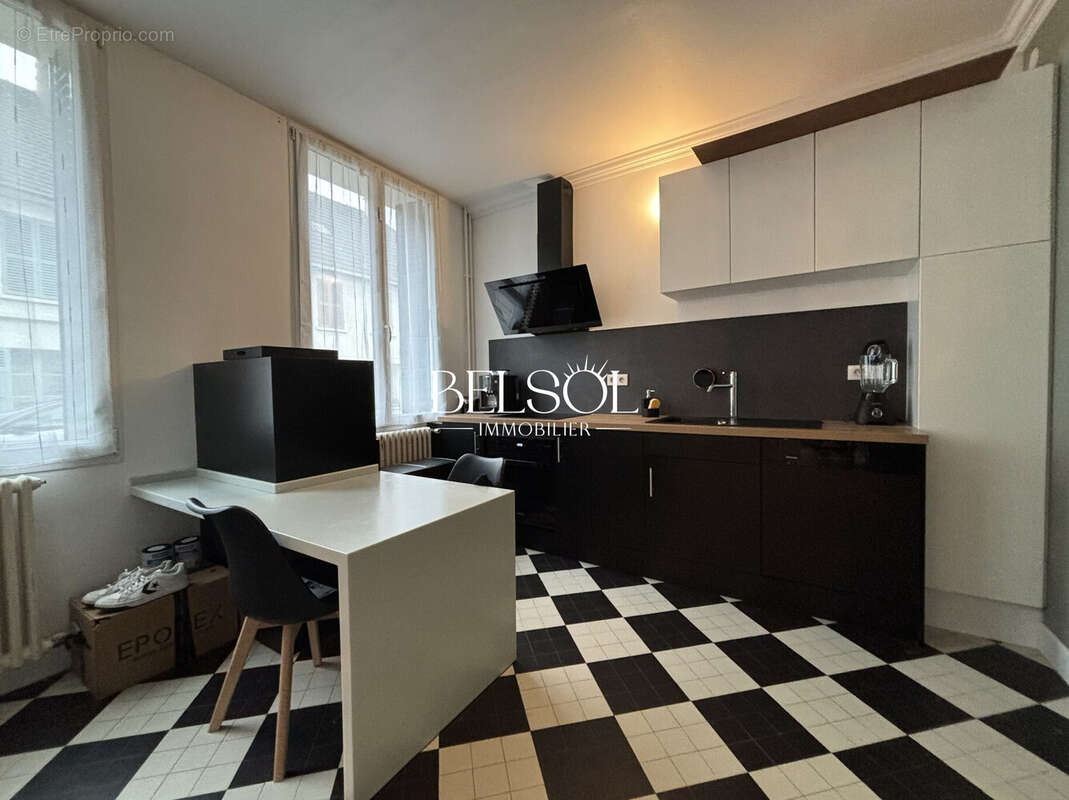 Maison à COUILLY-PONT-AUX-DAMES