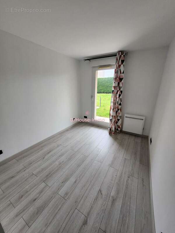 Appartement à ROISSY-EN-FRANCE