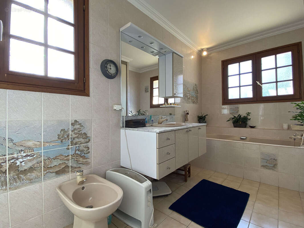 Maison à RION-DES-LANDES