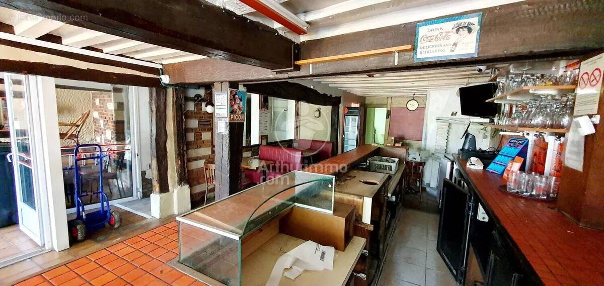 Commerce à DARNETAL