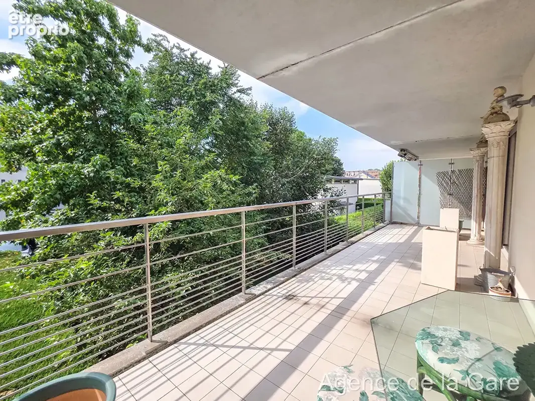 Appartement à MAISONS-LAFFITTE