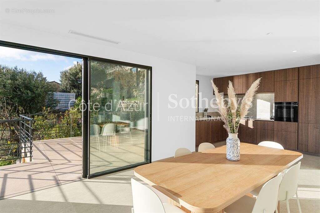 Maison à ROQUEBRUNE-CAP-MARTIN