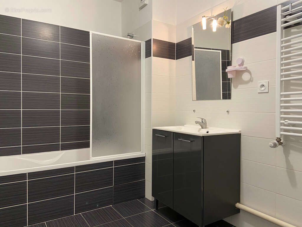 Appartement à VOURLES
