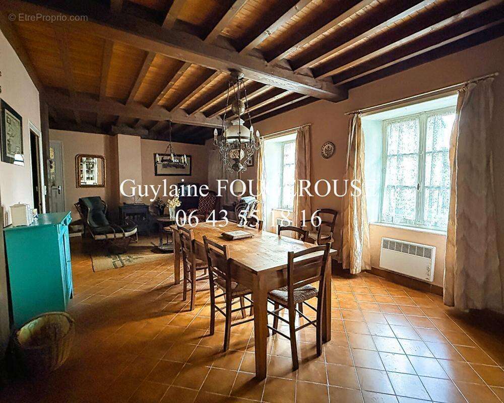 Maison à SAINT-ANTHEME