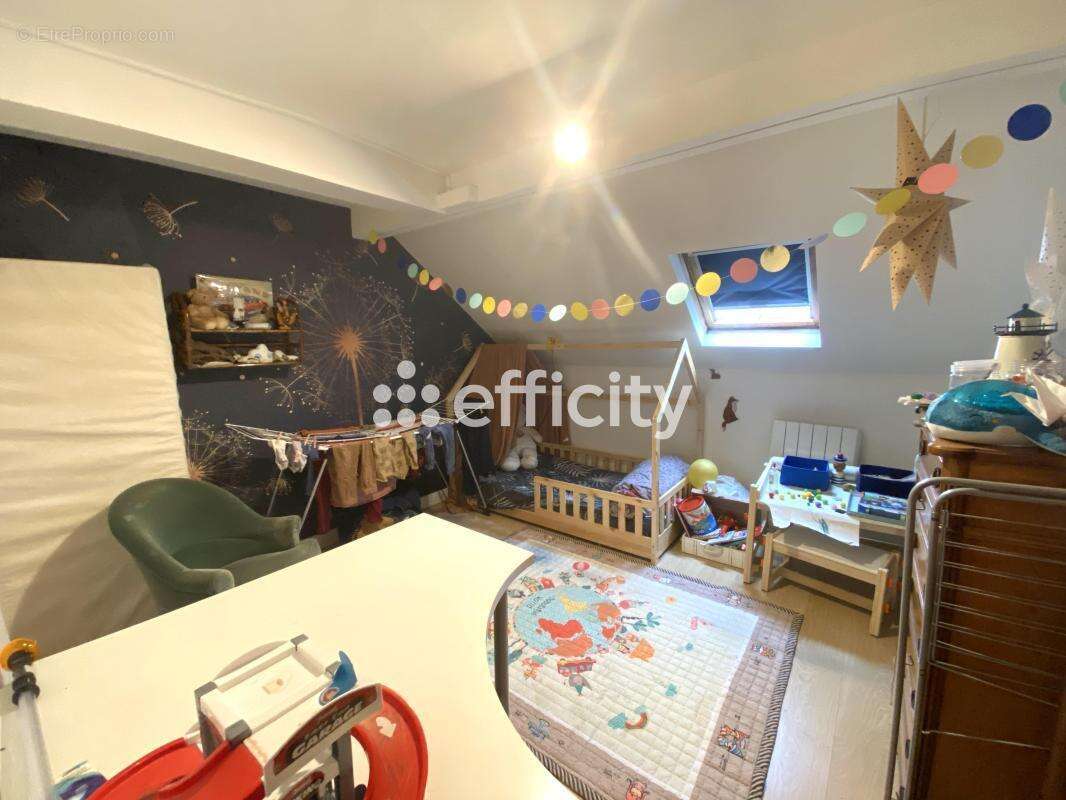 Maison à NEUILLY-PLAISANCE