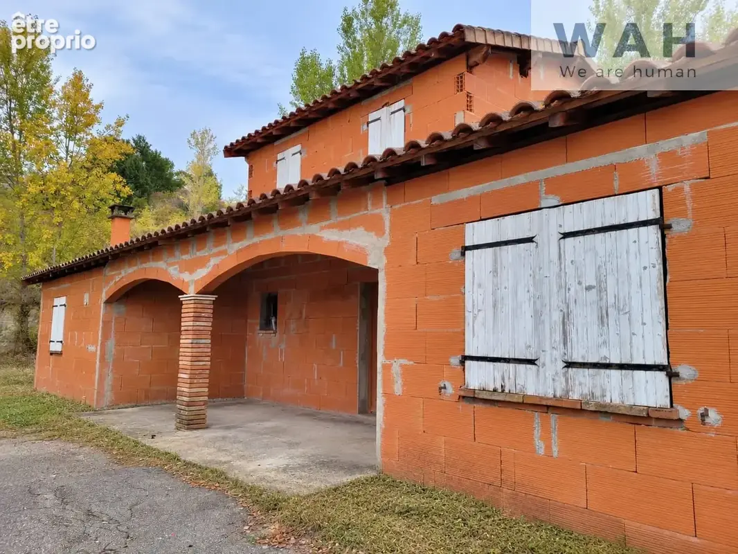 Exclusivité - vente maison indépendante 5 pièces, 4 chambres, à fort potentiel sur environ 1 540 m2 de terrain - photo 1