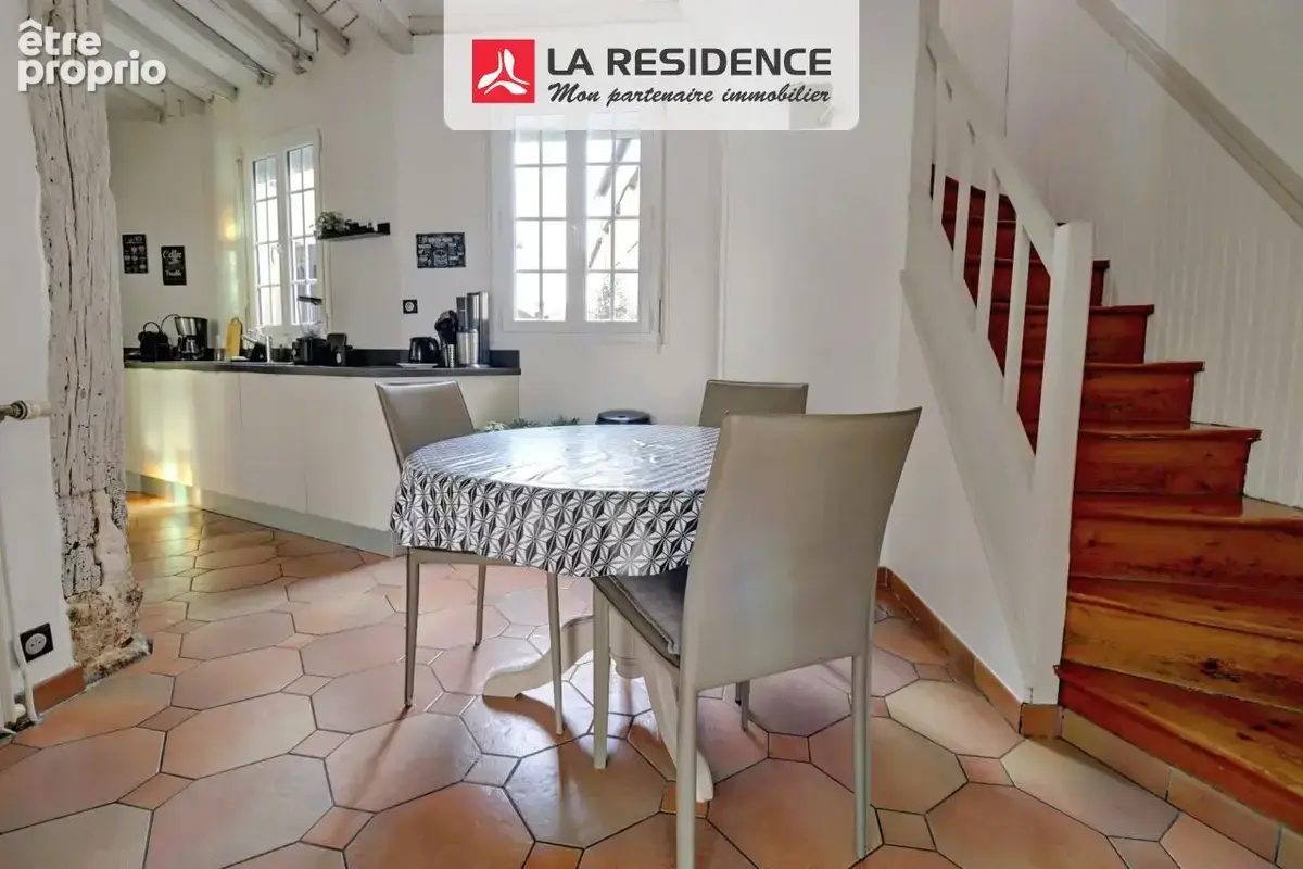 Maison 9 pièces 248 m² à vendre à Pont-De-L'arche (27340) - photo 7