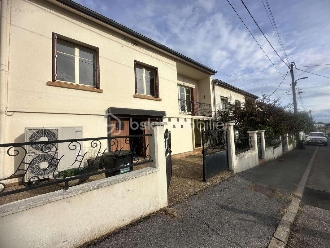 Baisse de prix pour ce bien !  Ales 3 minutes du centre Ville , secteur Cauvel  ,à proximité  de toutes  Commodités - photo 7