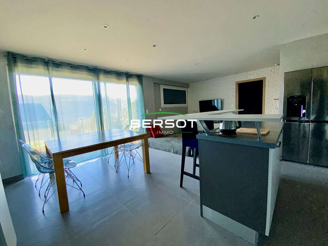 Appartement à VILLERS-LE-LAC