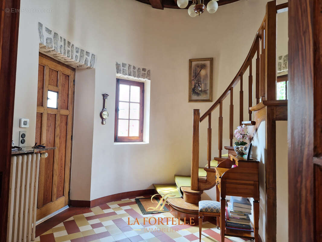 Maison à MONTCHAUVET