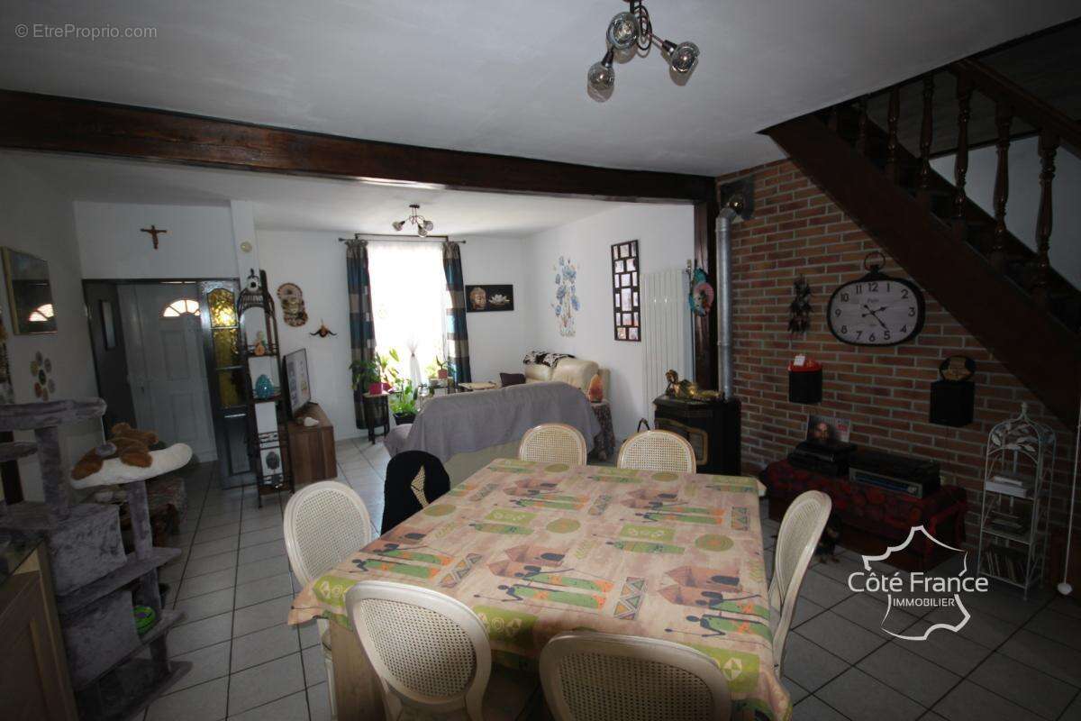 GIVET Maison d'habitation 2 chambres, idéal pour investisseu - photo 4