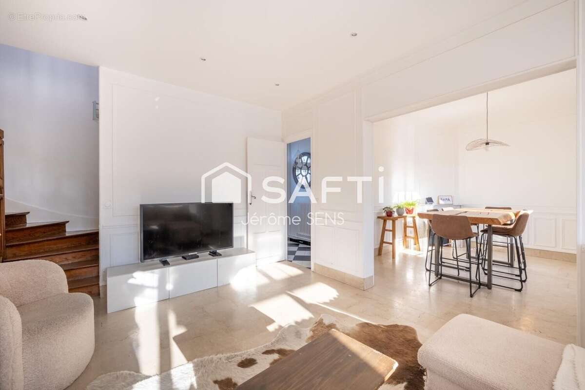 Photo 3 - Maison à POISSY