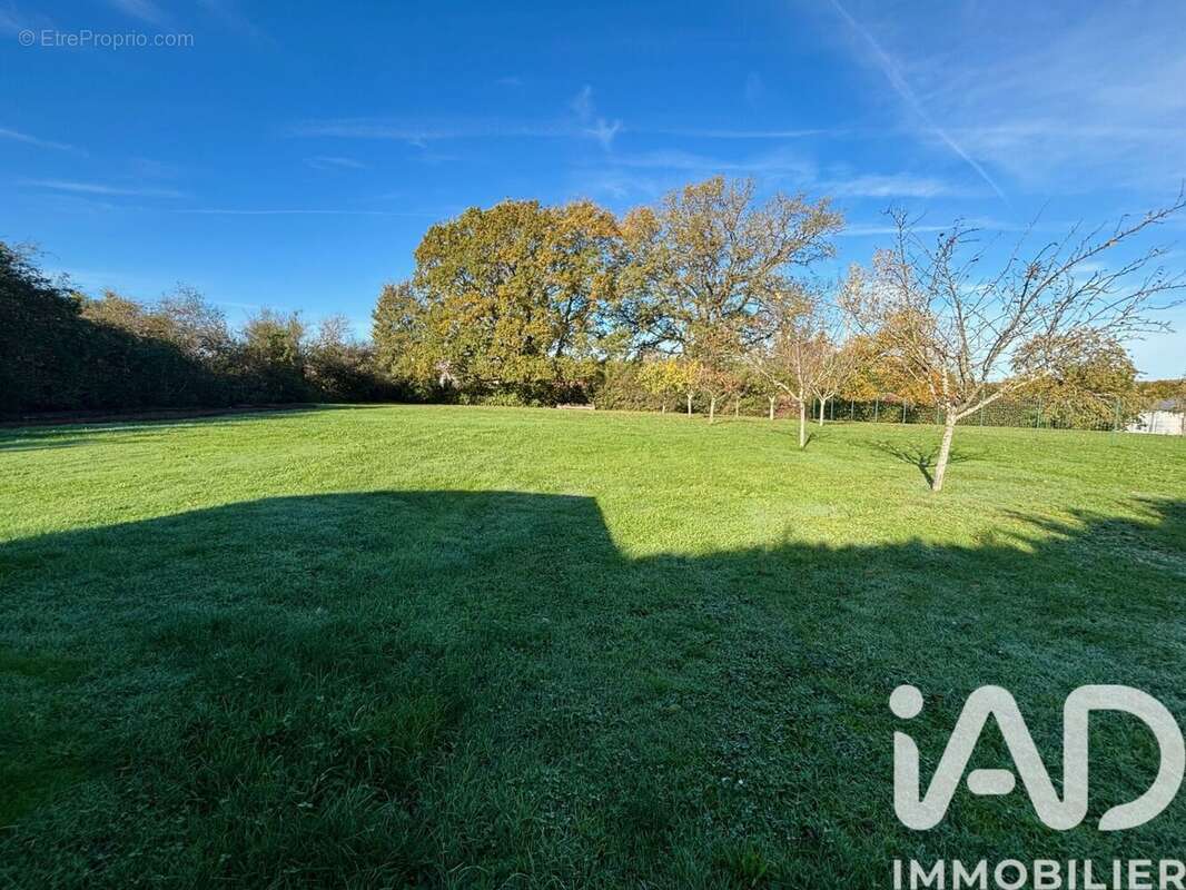 Photo 8 - Terrain à LE BLANC