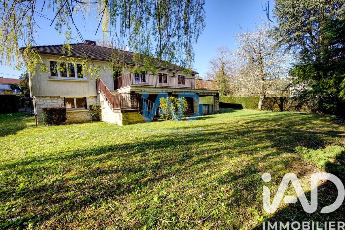 Photo 1 - Maison à VILLECRESNES