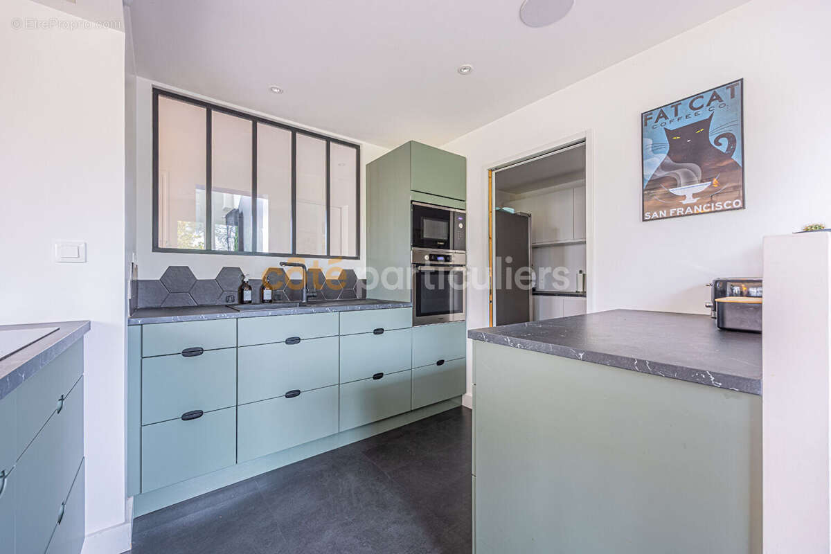 Maison à BOUGUENAIS