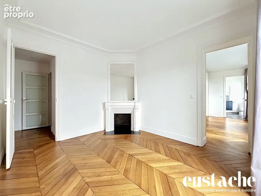 Appartement 4 pièces 79 m² à vendre à Paris-11e (75011) - photo 5