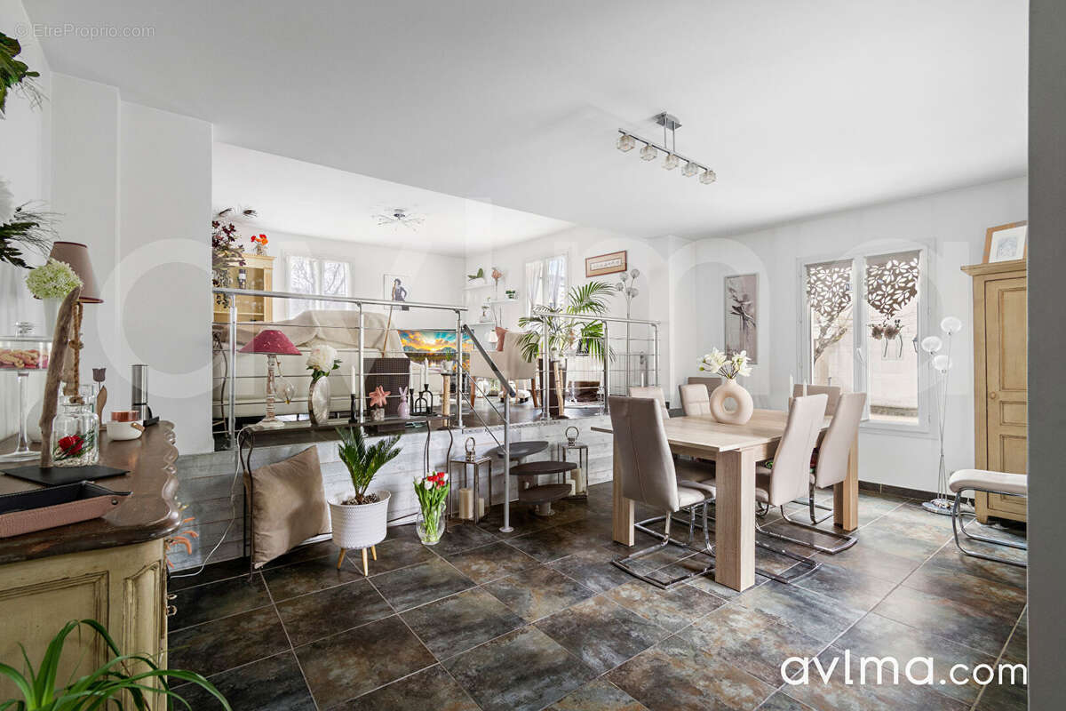 Maison à LOUVECIENNES