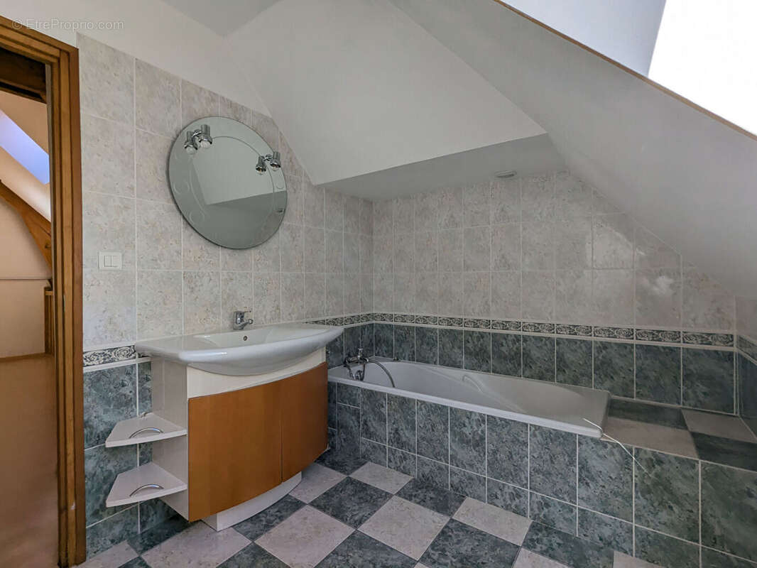 Maison à ROUVRES-EN-PLAINE