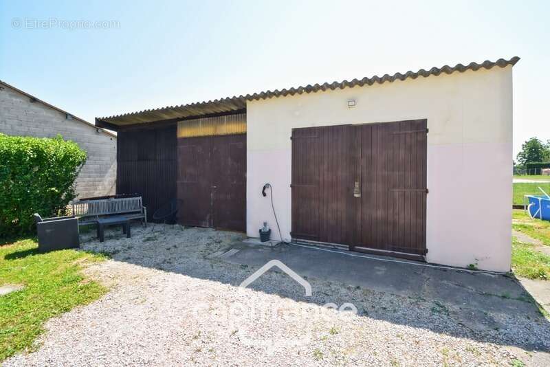 Maison entièrement rénovée de plain-pied, 3 chambres, proche Bletterans (39) - photo 10