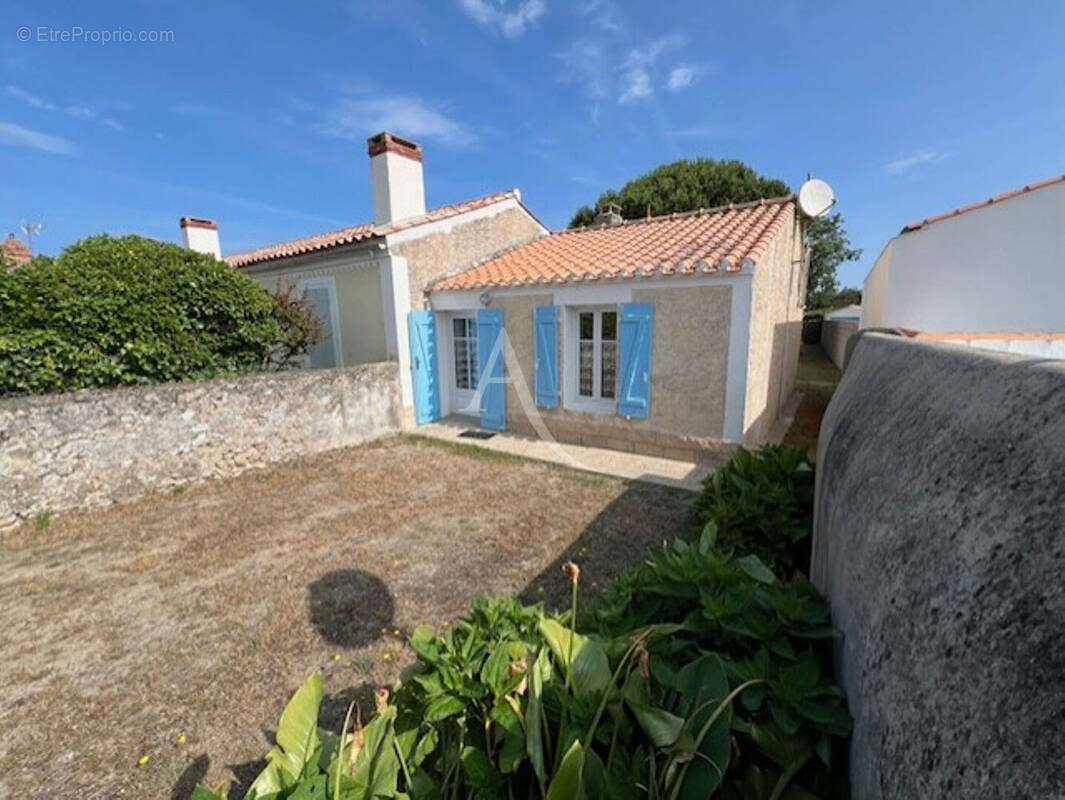 Maison à L&#039;EPINE