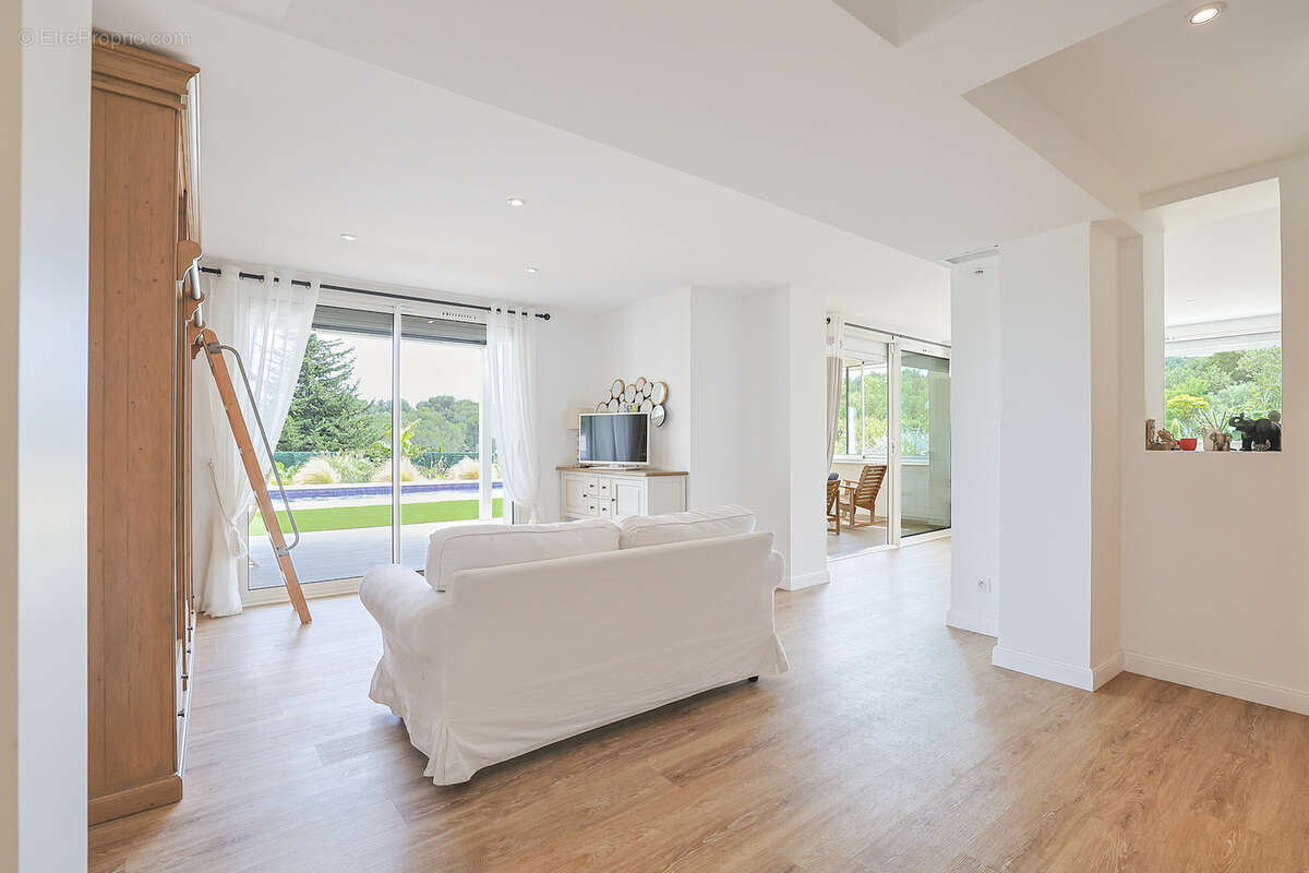 Maison à LA FARLEDE