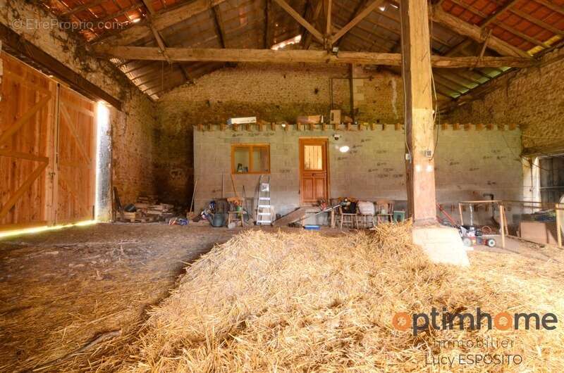 Rare à la vente – Propriété équestre en pierres  14 hectares de terrain - photo 20