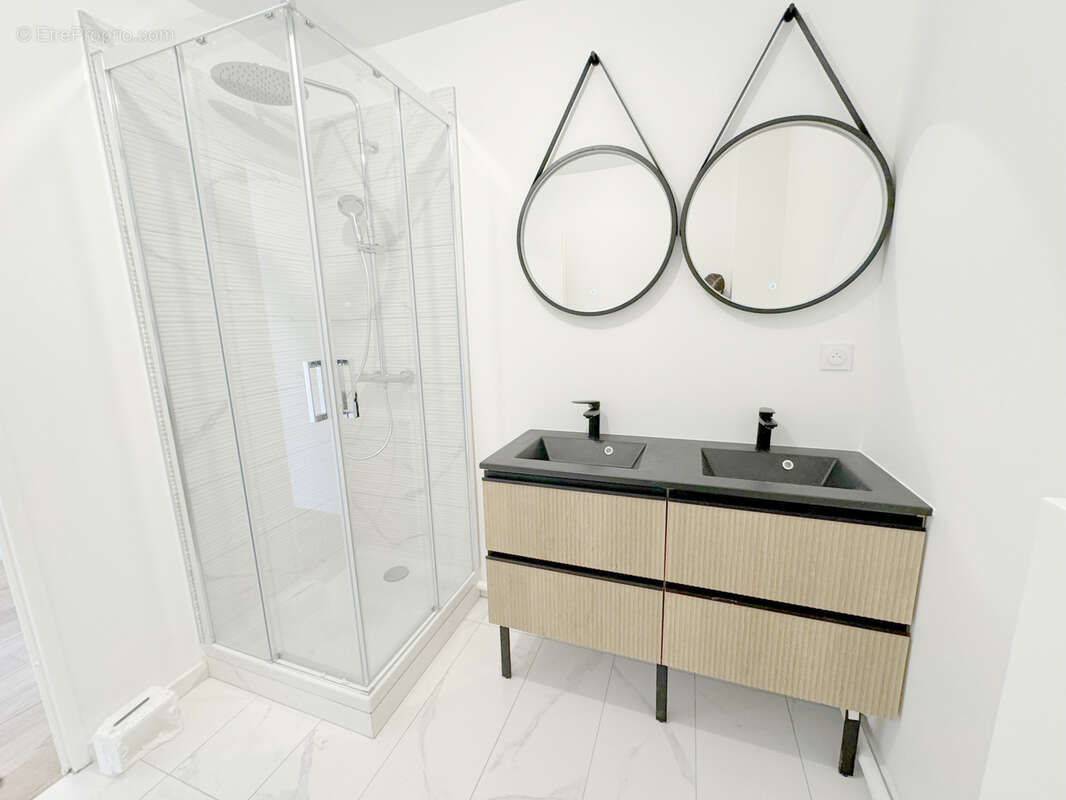 Maison à LE PERREUX-SUR-MARNE