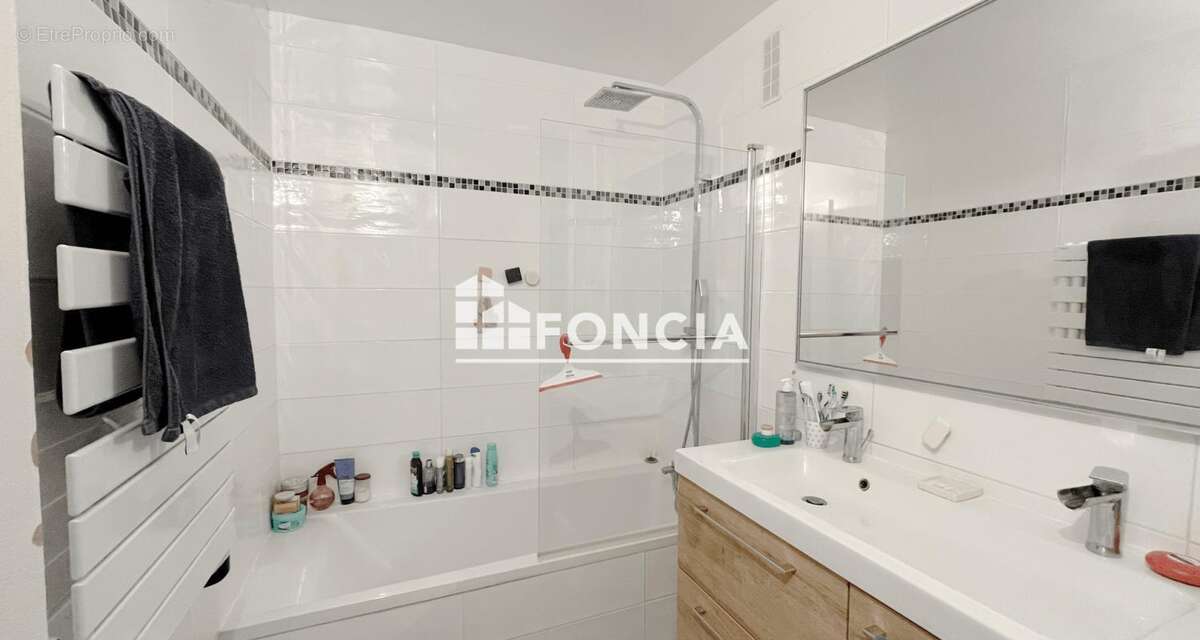 Appartement à BOUGIVAL