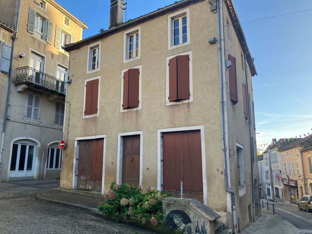 Maison à PUY-L'EVEQUE