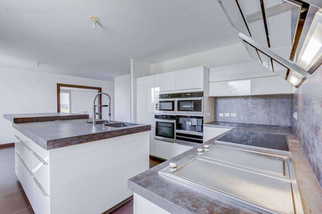 Appartement à ORNEX