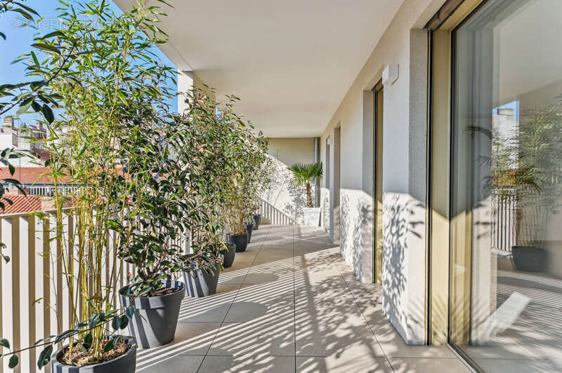 Appartement à LYON-6E