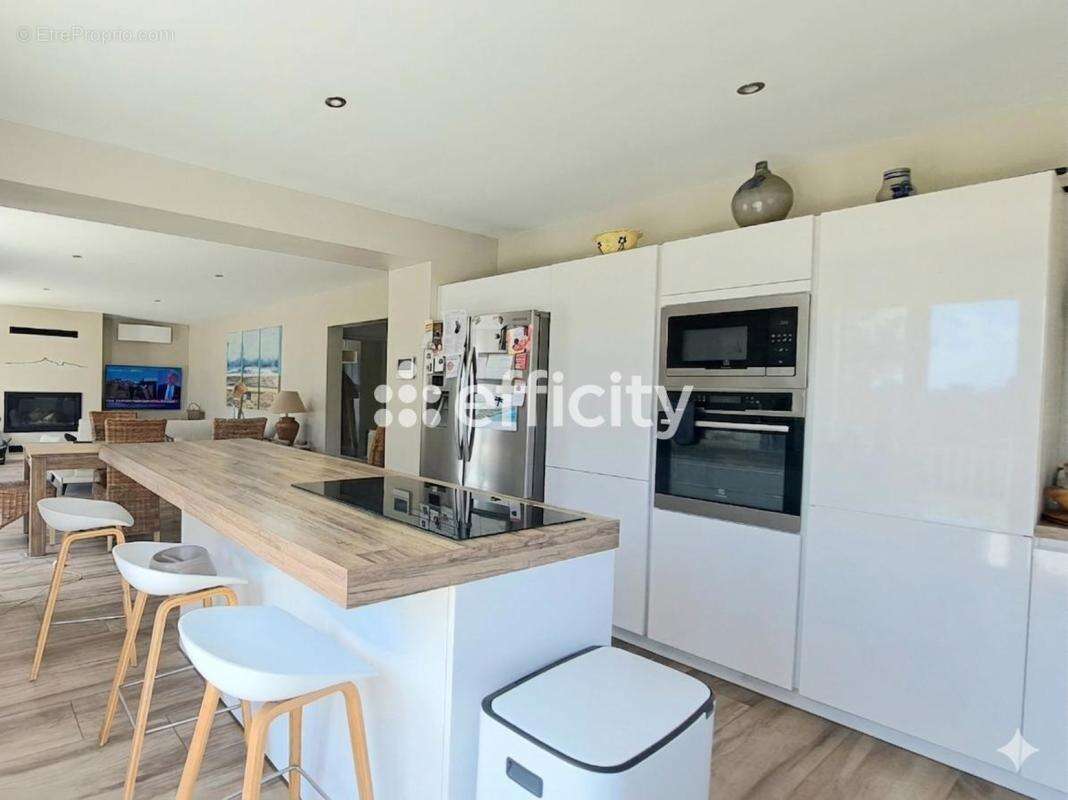 Maison à PRUNELLI-DI-FIUMORBO