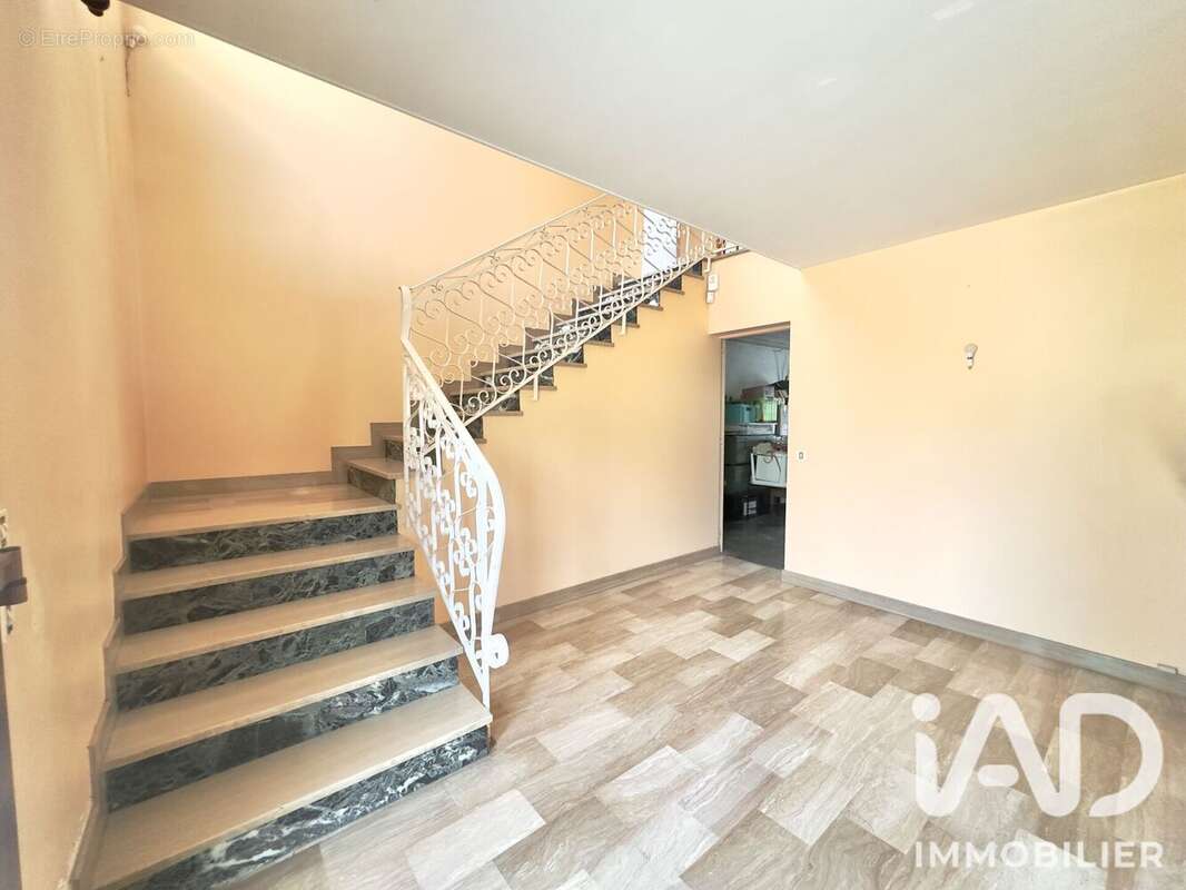 Photo 2 - Maison à YERRES