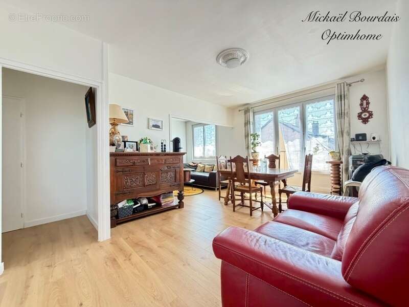 Appartement à LE LUDE