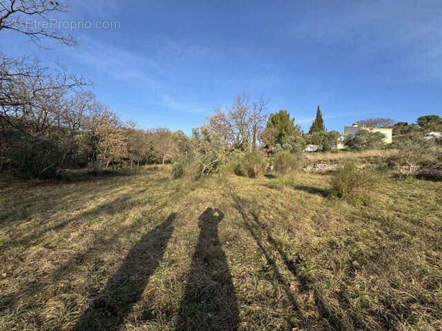 Terrain à EGUILLES